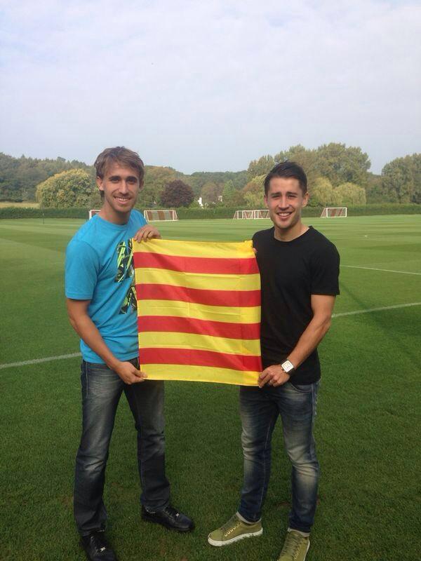 muniesa92's tweet photo. Feliç #Diada2014 a tots els catalans!! 😊 http://t.co/DnTQMv7hbS