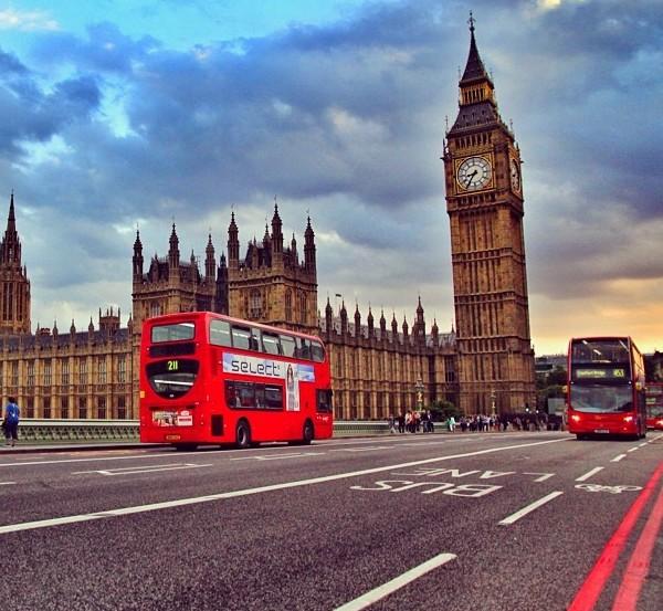 CitySetups's tweet photo. We #LoveLondon send us your best snapshots will post our favourites! Visit at http://t.co/h6qYSrf0oK #CSrecommend http://t.co/BIB2U57avr