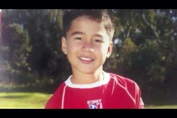 pcagdr_irwin's tweet photo. “@pcagdrhood: Ma che piccino http://t.co/OssZLuQM1k”aw *_*