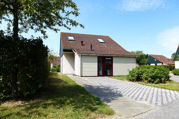 RuiterplaatMake's tweet photo. Nette vrijstaande #recreatie woning Hof van Zeeland 46 #Heinkenszand  http://t.co/93qqq5ZmVW http://t.co/xloaH3PB9g