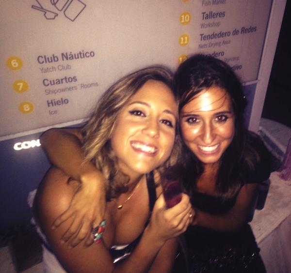 Isavarpi's tweet photo. Feria 14' ❤️💃 http://t.co/j1v6SeuGYW