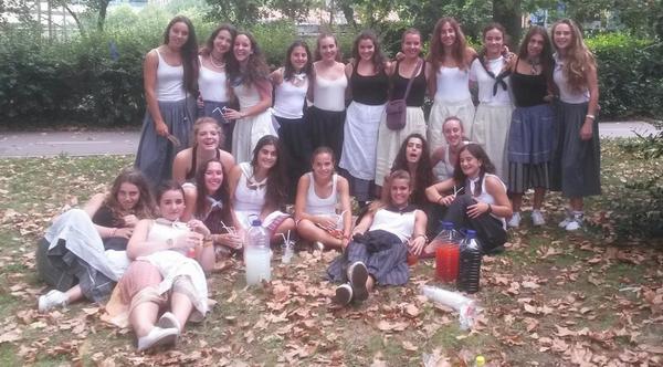Barrunata's tweet photo. Barrubipperrek egun ikaragarria igaro zuen atzo Euskal Yayetan, desfas totalaaaa @Bipper1998 http://t.co/BTZgJaIpzS