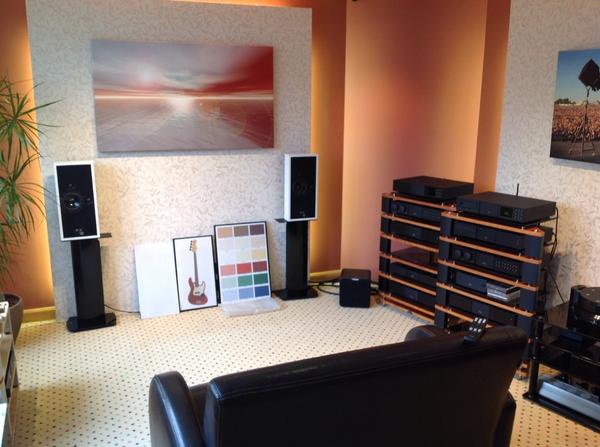 CEDLtdUK's tweet photo. @PMCSpeakers @NaimAudio Demonstrated this combi yesterday and don't want to pack it away #soundstoogood #realbass http://t.co/nCjci9Fe1O