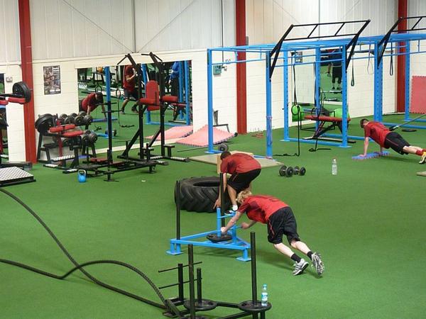 functiongym's tweet image. Sign up to a D.D membership today and get a free PT worth £30!! Massive savings at Function Gym #functionfamily