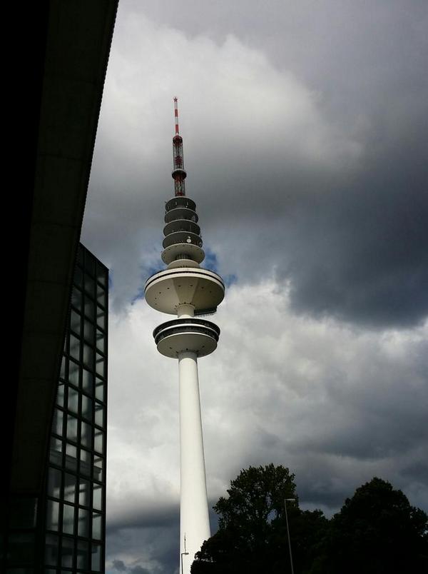 fvauquier's tweet photo. Pavillon à Hambourg ! :-) http://t.co/lm7XEFLyYd