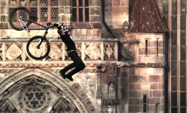 VitalMTB's tweet photo. Shut the front door! @SzymonGodziek nails 1st ever #mtb Tsunami Flip in a contest. @redbull http://t.co/yjNyw6tZQQ http://t.co/pHxZJs8GT7