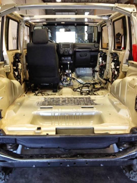 JF’NDiddy (@teamelokitty) on Twitter photo TBT <a href="/PONDimonium/">PONDimonium</a> @modernmoparmag <a href="/WickedJeeps/">Wicked Jeeps</a> @SexyJeeps @BarbieJeepGrl89 <a href="/SpyderCompound/">Poison Spyder</a> <a href="/LINEXProtects/">LINE-X</a> TBT <a href="/PONDimonium/">PONDimonium</a> @modernmoparmag <a href="/WickedJeeps/">Wicked Jeeps</a> @SexyJeeps @BarbieJeepGrl89 <a href="/SpyderCompound/">Poison Spyder</a> <a href="/LINEXProtects/">LINE-X</a>