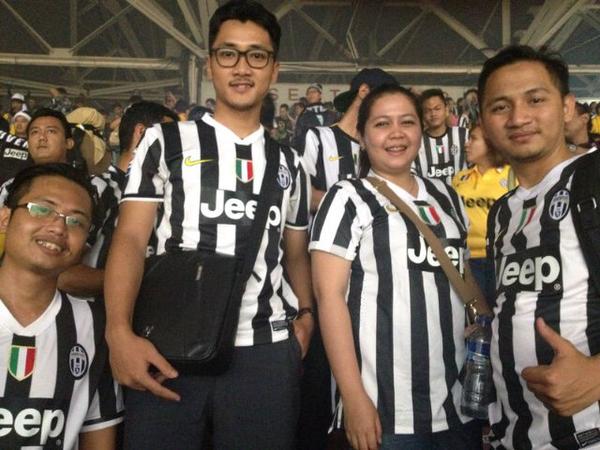 galankdones's tweet photo. J stadium http://t.co/siSM7cmC3A