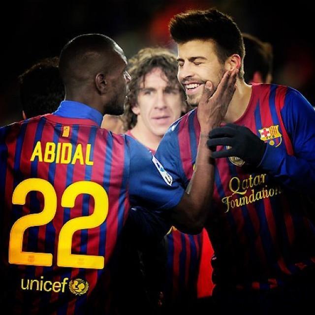  Happy birthday, / Feliz cumple, Eric Abidal! 