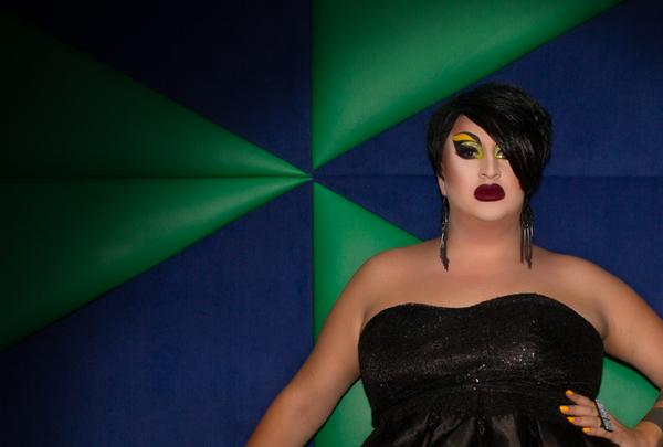 BarStout's tweet photo. Stout present vrijdag: Lady Galore's Dragqueen Show (ticket €5,-) #party #weekend #homo #DragQueenProbs http://t.co/vcvtA8fj5m