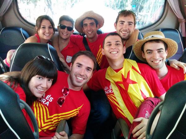 Tot a punt. #Diada2014 #DiadaLV #alaVambtransistor @araeslhora <a href="/adriareixach/">Adrià Reixach Ferran</a> @a_sureda @joseptorrent36 <a href="/JCollellP/">Jordi Collell Puig</a>