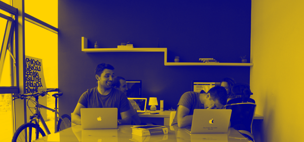 Slicejack's tweet photo. Photo shooting for the new website. #fun #slicejack #webdevelopment #wordpress #psd2html #psdtohtml #html5 http://t.co/caEJ6p8VLP
