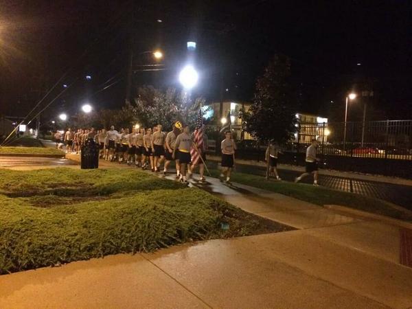 LHUROTC's tweet photo. 9/11 run with #havenarmy #lhurotc @LHUFootball @ArmyROTC @LockHavenUniv http://t.co/21k9QmGzeZ