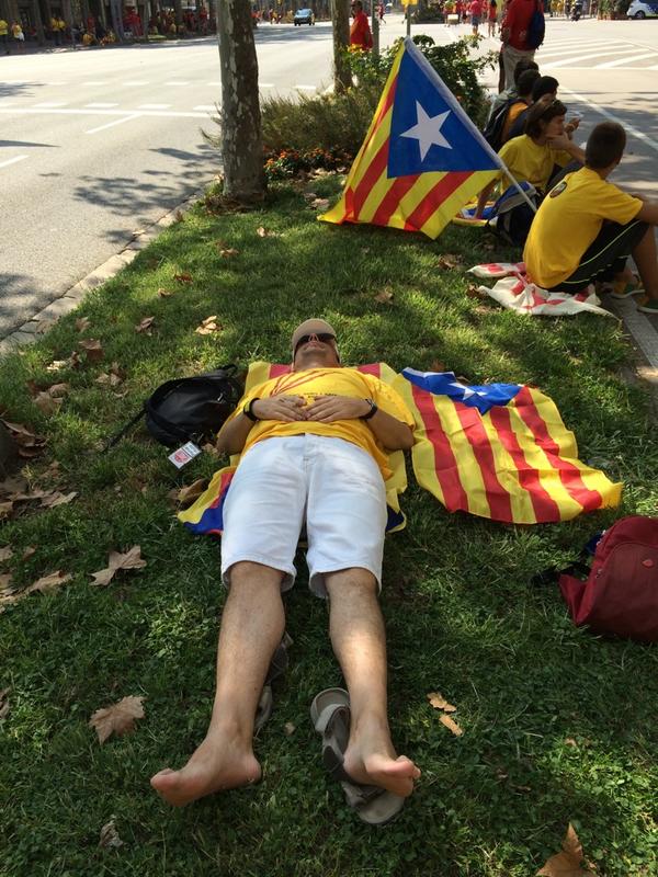 jordigolo's tweet photo. Agafant forces per la V http://t.co/ckCnVOrdJN