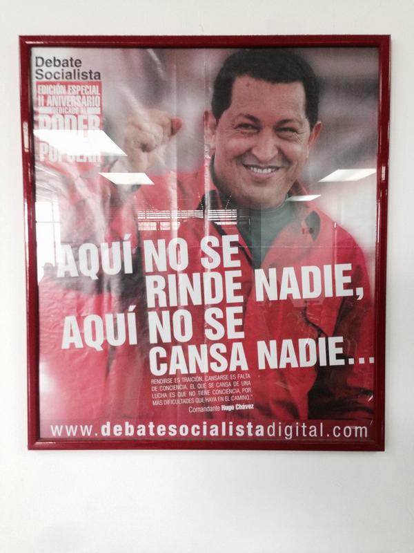 juliomavare's tweet photo. Siempre mantengo es frase cuando voy a CADIVI http://t.co/tzSgQrvrru