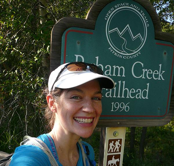 DarbyComm's tweet photo. Wishing our friend & @trailrunnermag editor Yitka good luck on her upcoming 100-miler! @HeadsweatsCo #runnerbuddy http://t.co/qQnchzBzcJ