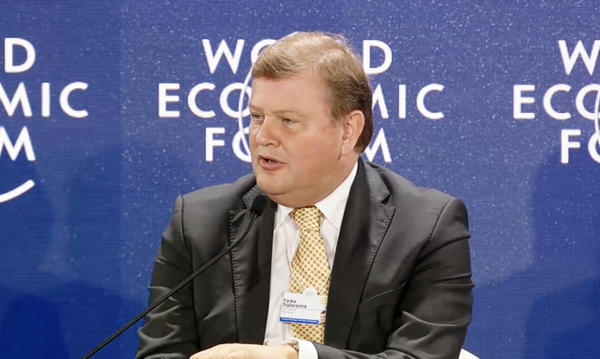 dsmfirmenich's tweet photo. DSM CEO Feike Sijbesma in #climatecontext panel at @WEF #amnc14, watch it here: http://t.co/pZ4ecvbwQl http://t.co/shmwr20c3m