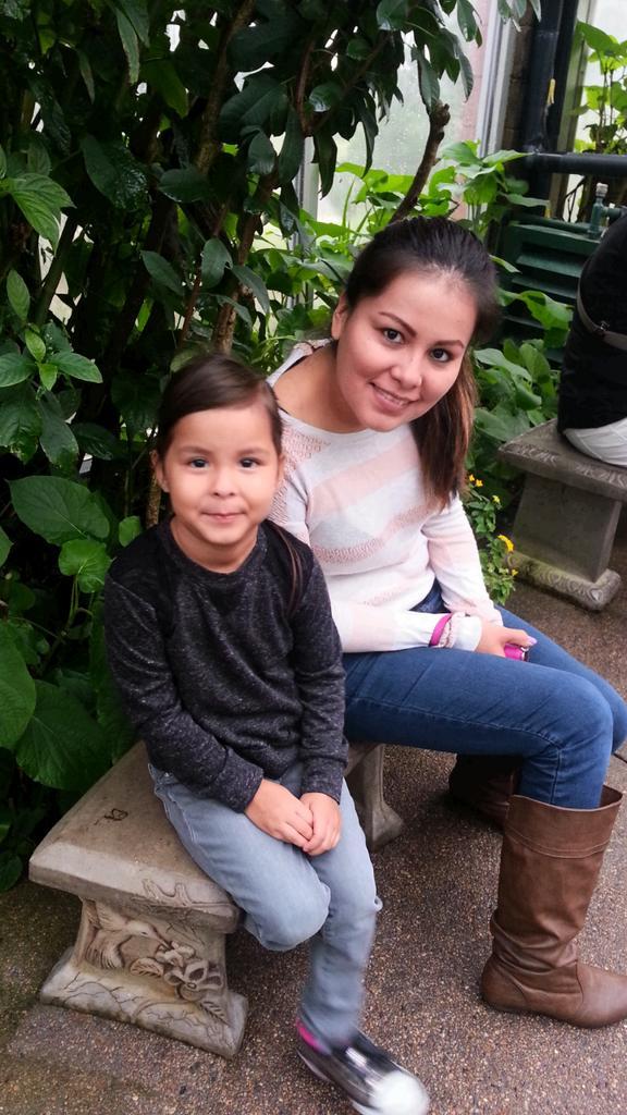 SnyderFallon's tweet image. Fun times with my family. :-)