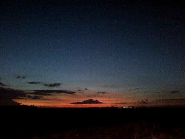 briam_david's tweet photo. @NPlanetaRCN atardecer llanero http://t.co/GKR6zlW3sO