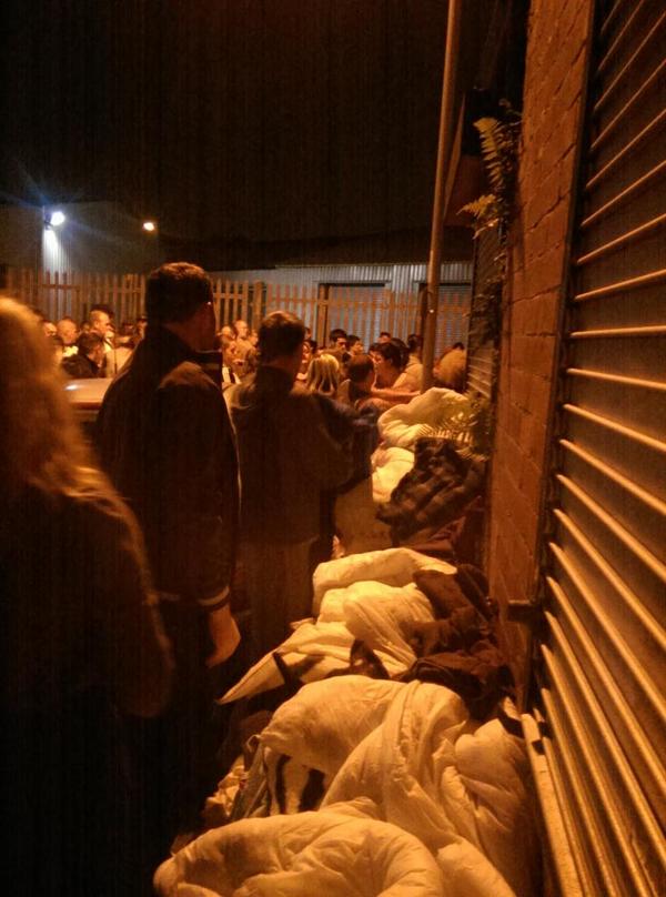 Manchester News MEN (@mennewsdesk) on Twitter photo RT <a href="/amyglendinning/">Amy Glendinning</a>: Extraordinary scenes as volunteers create huge pile of blankets & food manchestereveningnews.co.uk/news/greater-m… RT <a href="/amyglendinning/">Amy Glendinning</a>: Extraordinary scenes as volunteers create huge pile of blankets & food manchestereveningnews.co.uk/news/greater-m…