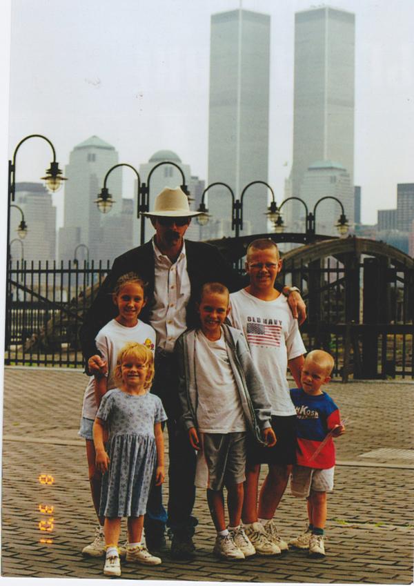 kdca28's tweet photo. @BabyDods97 @msdods @jdods14 @PDods04 @DodzyKing @KDodzy @IndianaAce @JulianneDods Long ago, but not that long. http://t.co/oz4Tg1r5N8