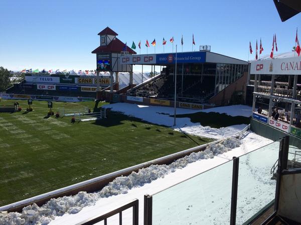 kandieis's tweet photo. @Spruce_Meadows @TELUS enjoying the skybox view! Thanks #telusvip http://t.co/yhb4x4HSwS