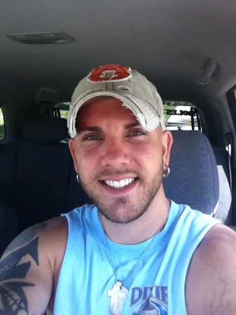 mattwilliamshq's tweet photo. Thank you guys so much for the follow. Keep sharing the music! http://t.co/5Z131e12gC