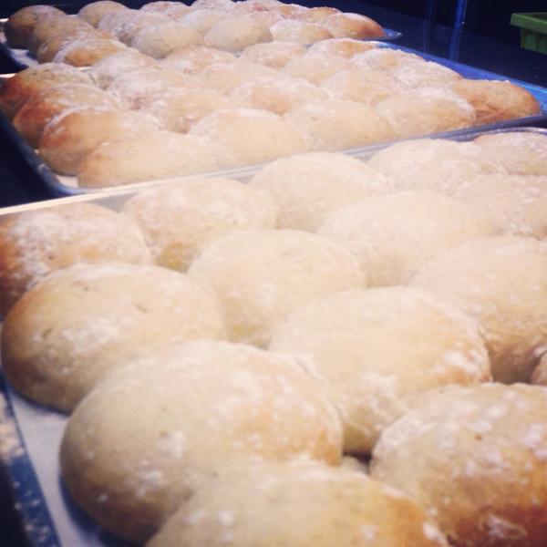 dustybunsbistro's tweet photo. Share a heartwarming meal
with a friend today:):D
#TowerDistrict
#CartHop
#SomaStrEat
#BreakBread
#BunLove http://t.co/RCNkACSnk9