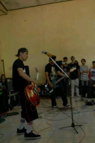 <a href="/Kerah_Putih/">Kerah Putih</a> #RB IV