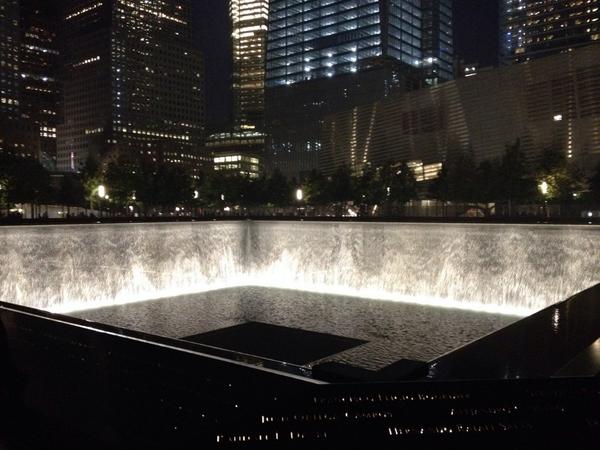 emdirks's tweet photo. In the middle of NYC but everything seems so silent here. #neverforget #survivortree #reflectionpools #freedomtower http://t.co/98sni1VWCI