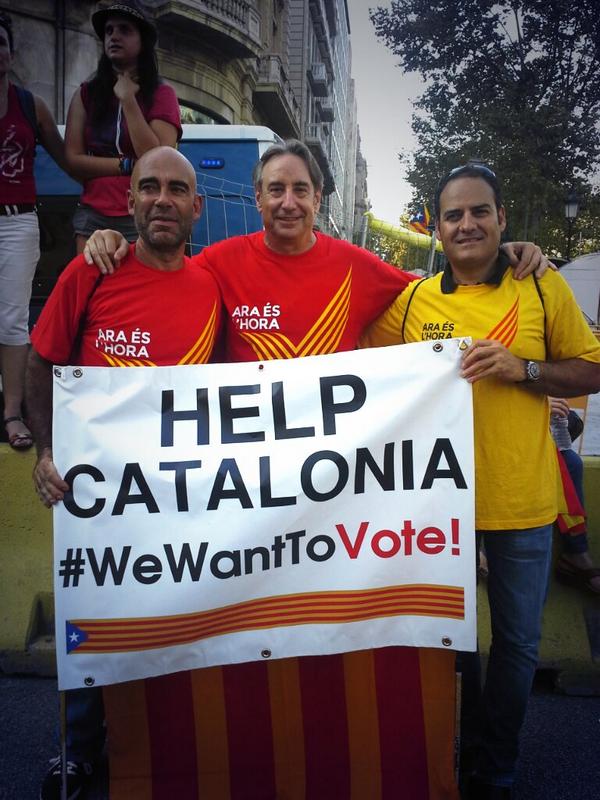 jpuigcorbe's tweet photo. rt“@denterd: Gran foto amb en @jpuigcorbe al #tram60 de la #V de l'#11s2014
@HelpCatalonia #CatalansWantToVote http://t.co/9vHJdwcfEP”