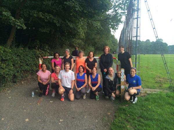 McrRun's tweet photo. @ManchesterHarri beginners group trying out the @runengland #321route in #WythenshawePark #321selfie http://t.co/j9ifXfCPcu