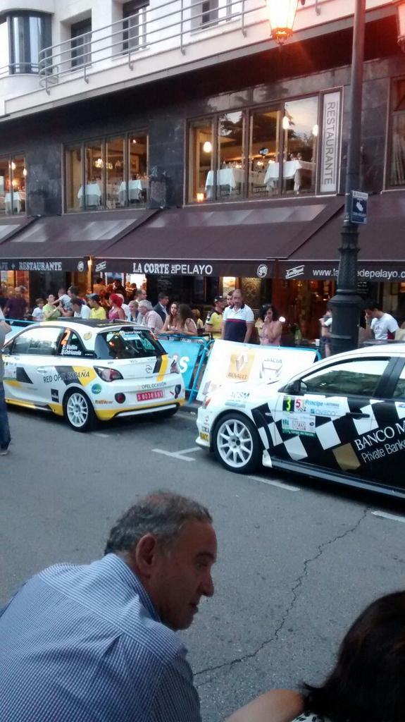 OjoNoCortar's tweet photo. Aquí os dejo algunas fotos que nos mandá @lorenzochomi de la ceremonia de salida del Rally Príncipe. #CERA http://t.co/vyfYNitaq5