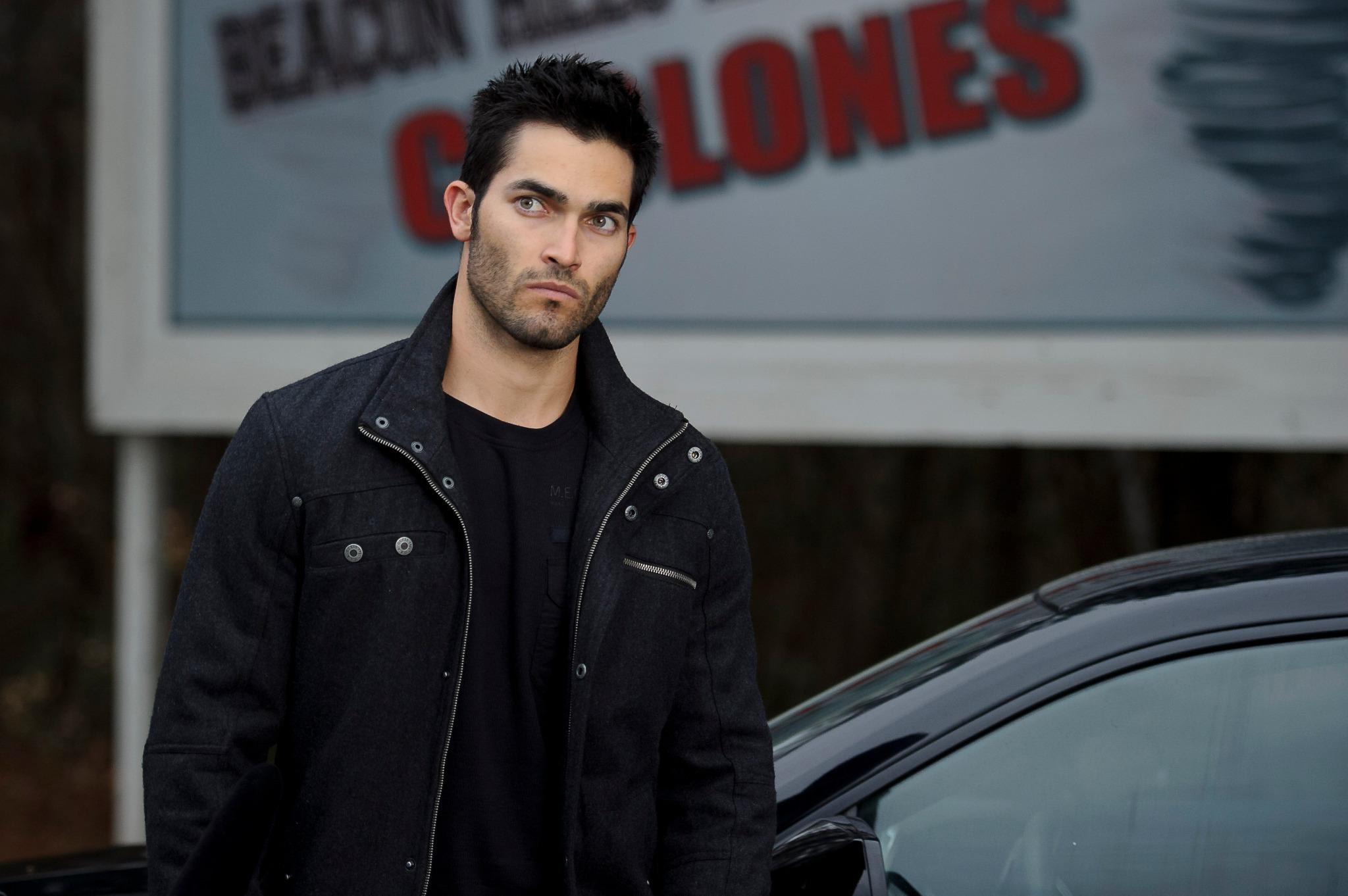 Happy Birthday Tyler Hoechlin! 