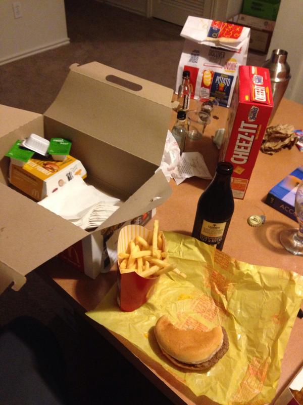 KC_Mexicutioner's tweet photo. Step 1) workout. Step 2) #BlitzBox http://t.co/X2516vDuAt