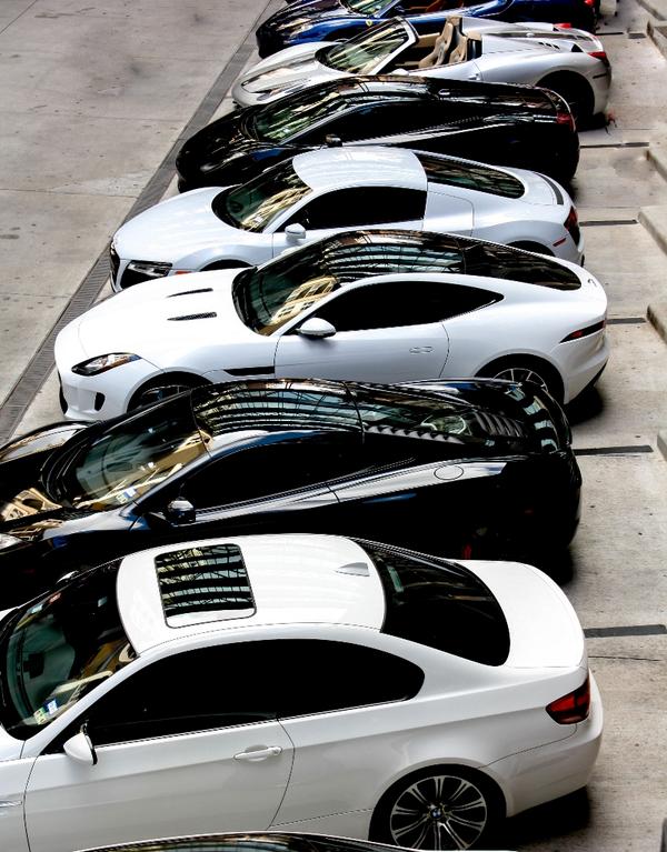 andypjames's tweet photo. In good company @JaguarUSA http://t.co/U8pVrjTHCr