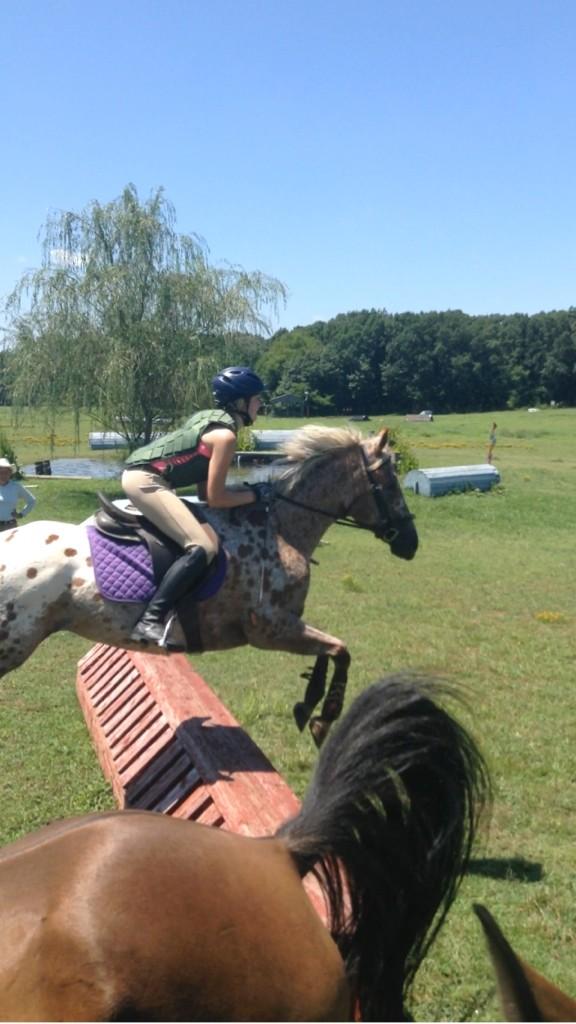 eqproblemz's tweet photo. judge my equitation out on the xc field? http://t.co/HMhOs54ucV