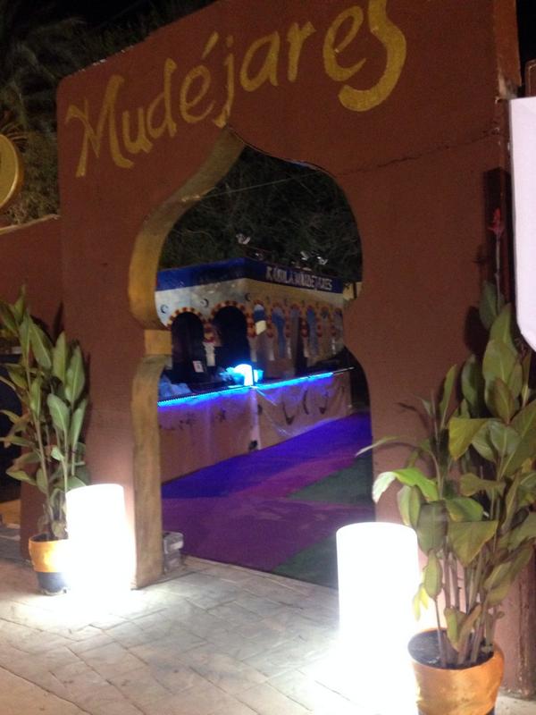 KabilaMudejares's tweet photo. Hoy #NocheMora en @KabilaMudejares buñuelos y #CaféPuchero y a la 01:00h #GranQueimada #AguaDelDesierto #RT http://t.co/WDoontdEpy