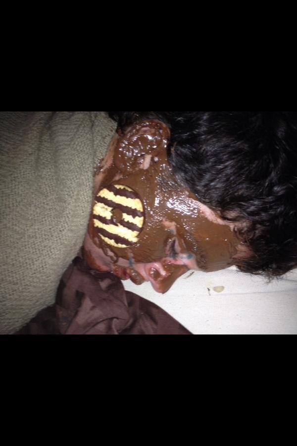 allie_silk's tweet photo. #tbt #yack #afterthecity #fun http://t.co/8fIhG5pIkG