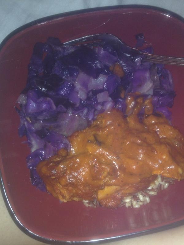 RunLiftLove's tweet photo. Butter chicken, sautéed red cabbage with quinoa/wild rice http://t.co/q6kx27556V