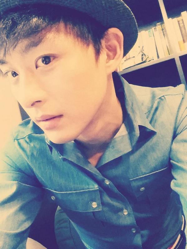 TaeSoo1984's tweet photo. 병원가기전에ㅜㅜ http://t.co/5ol3Rxi3V5