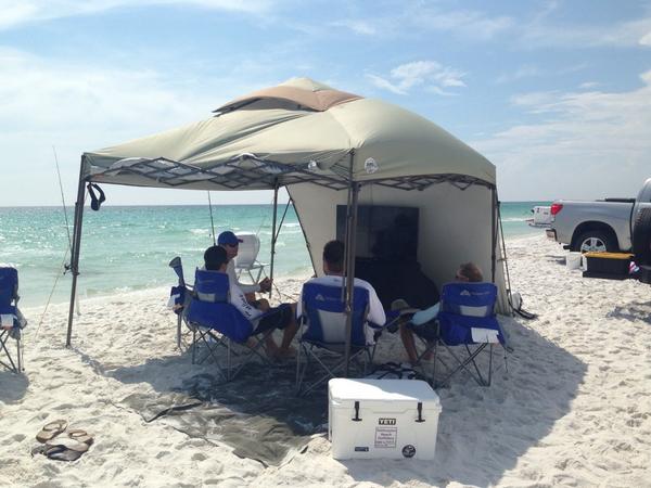 TailGrayton's tweet photo. Guys weekend @ the #beach. #fishing poles in the water and #gameday on the tv.  #YETIGameday @SouthWalton @30a  @SDS http://t.co/u8GPEUPaPe