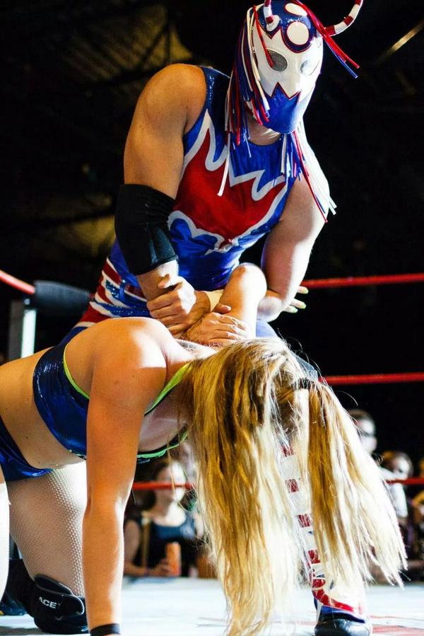 MacDowellNick's tweet photo. Come see @TheSilverAnt go one on one with @TheEddieEdwards for the first time ever. .@beyondwrestling #MakinMoves http://t.co/setx55lm0J
