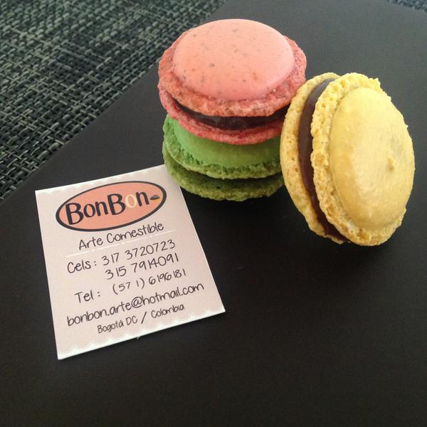 re2in's tweet image. Los 20 primeros RT clasifican para ganar un bono de BonBon. facebook.com/pages/BonBon/5… #PremiosRe2in