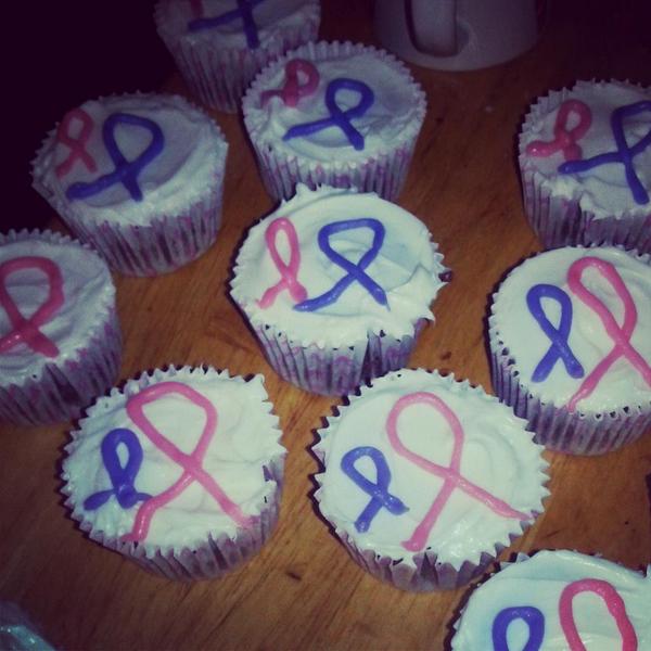 elacorte1023's tweet photo. Bake sale tomorrow at work #baking  #worklife #Awareness #raiseawareness http://t.co/oUmhaaCiTr