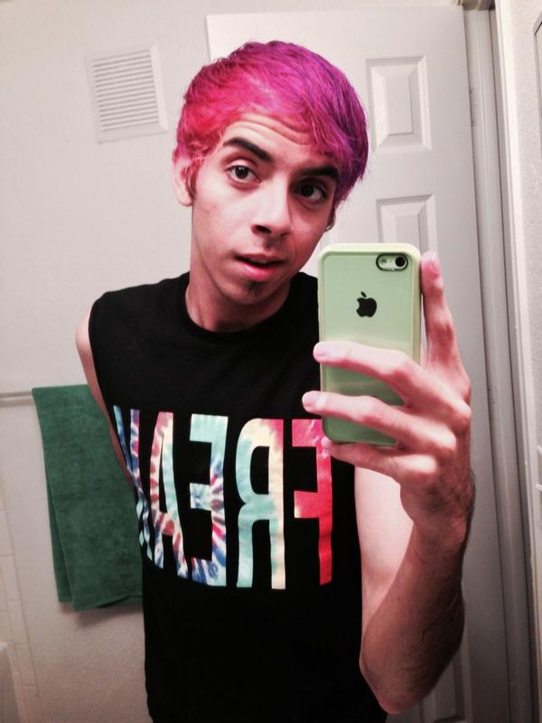 ninjadorkz's tweet image. Purple/Magenta!!! #Dyed #RadAsHell #HellaDope