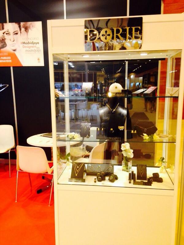 anapacheco280's tweet photo. Enhorabuena @DorjeJewels Una maravilla! http://t.co/BsKVveHfDN. Nos vemos @MadridJoya (10H50B, Pab. 10) #Dorjejoyas http://t.co/F9PmchVBX7