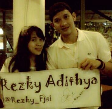 Papiky <a href="/rezky_fjsi/">Rezkyadhitya</a> qt mirip yah??;D klo mrip berarti jdoh:| #kangenpapiky