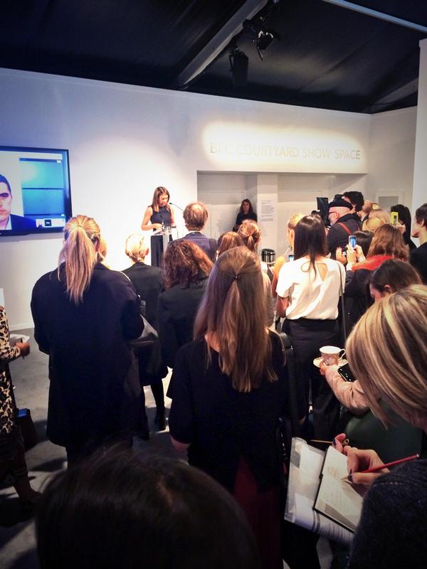 MillsHoneywell's tweet photo. 'Fashion and technology, as it turns out, are great partners' 👌👠📱💻👗@nataliemassenet @NETAPORTER #LondonFashionWeek http://t.co/uqWKNF8181