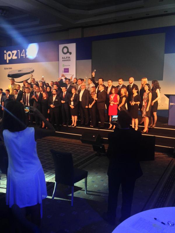 mertvekendisi's tweet photo. Mutlu bir gün: İPZ ’14 ve A.L.F.A. Ödülleri http://t.co/PwTQzhMD5C #ipz2014 http://t.co/FLwfkGuPTK